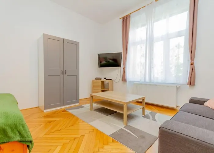 Bartok Boulevard Apartment By Nw